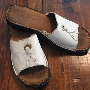 Naturalizer sandal white